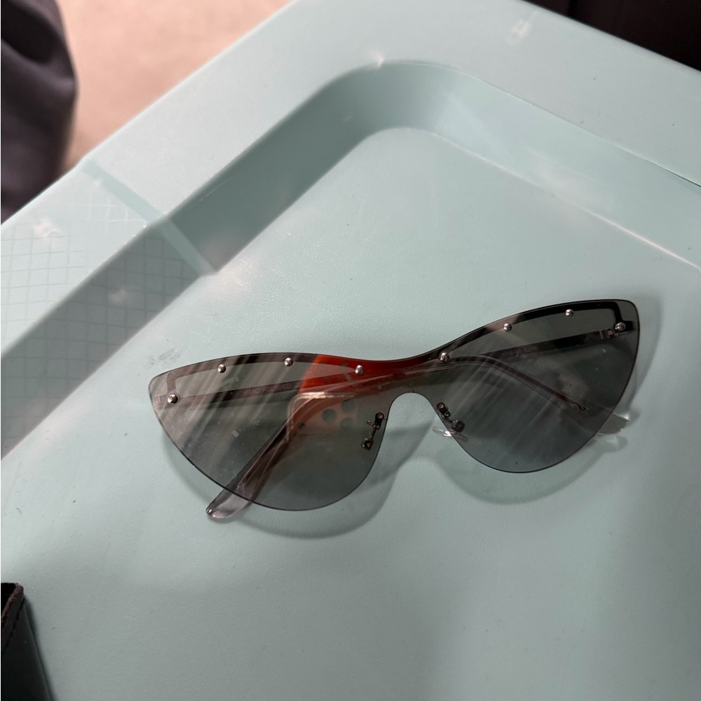 Elegant Gray Studded Sunglasses